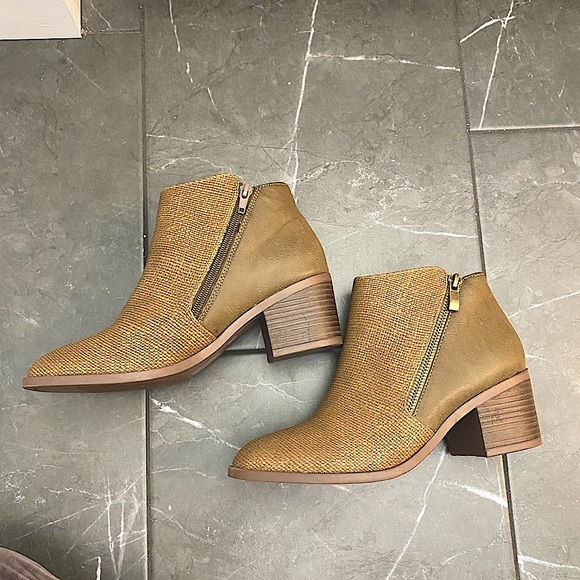 journey + crew Shoes Journey Crew Textured Two Toned Ankle Booties